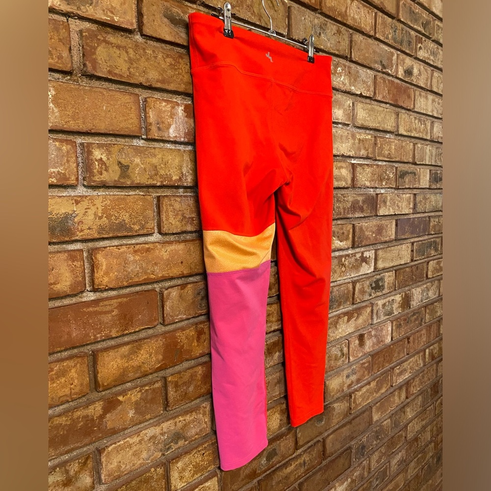 Joylab 3/4 Color Block Leggings Size Medium - image 5